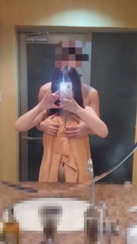 【無】脫衣展現I罩杯巨乳北國女大學生乳交中出連續射精(55分)