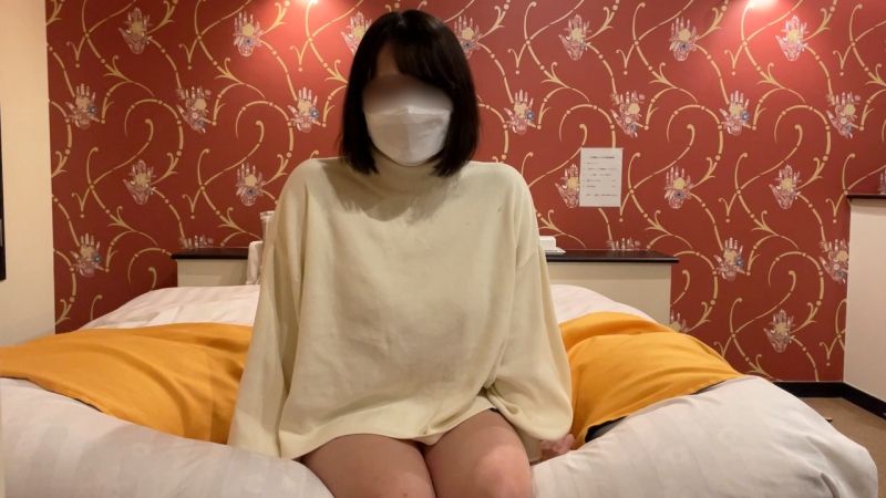 【番外編】任性身軀的H罩杯女大學生20歳。一面品嘗感度良好的爆乳一面被無套肉棒抽插到射乾→中出。